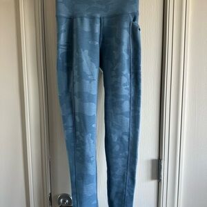 Sweaty Betty Women’s  Blue Patterned Leggings